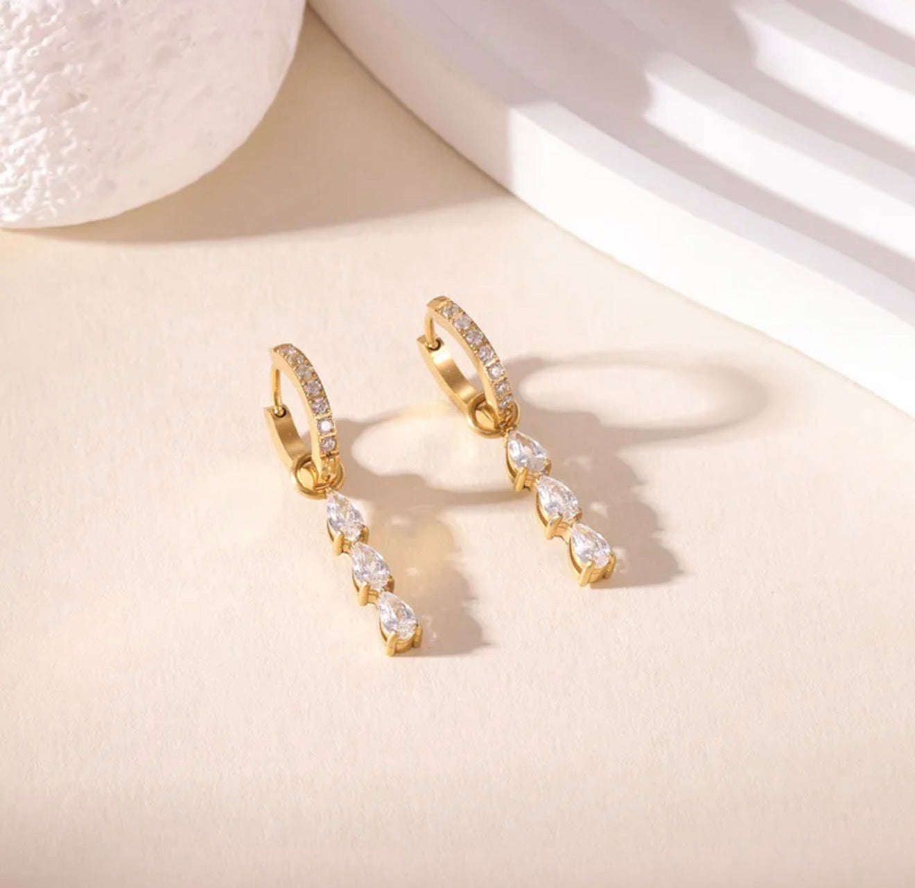 Crystal Drop Luxe Earrings stainless 18k gold plated