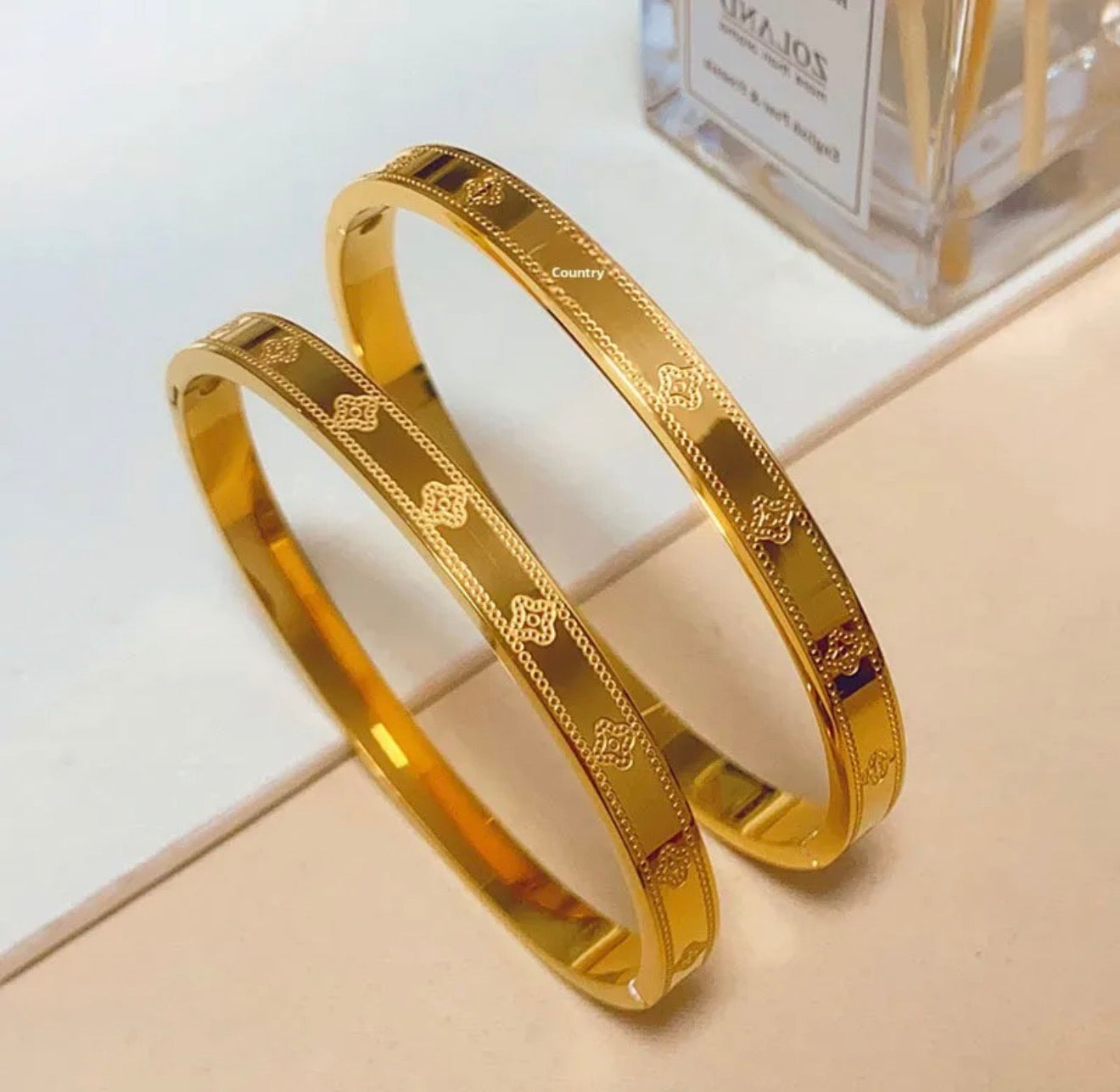 Vintage Clover Gold Bangle ✨real gold look 18l gold plated stainless (one)
