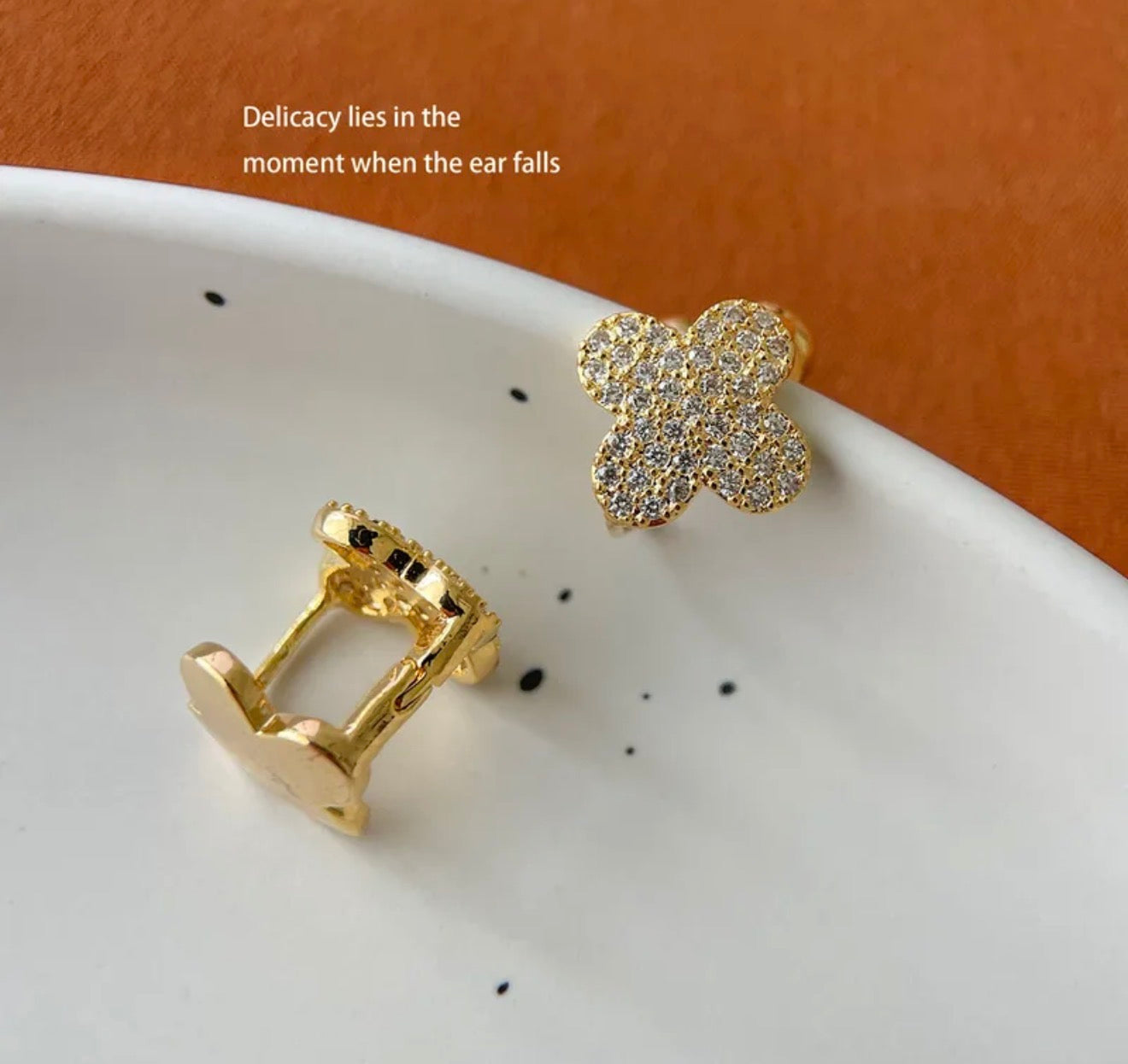 Everlasting Clover cute Spark Earrings 18k gold plated stainless