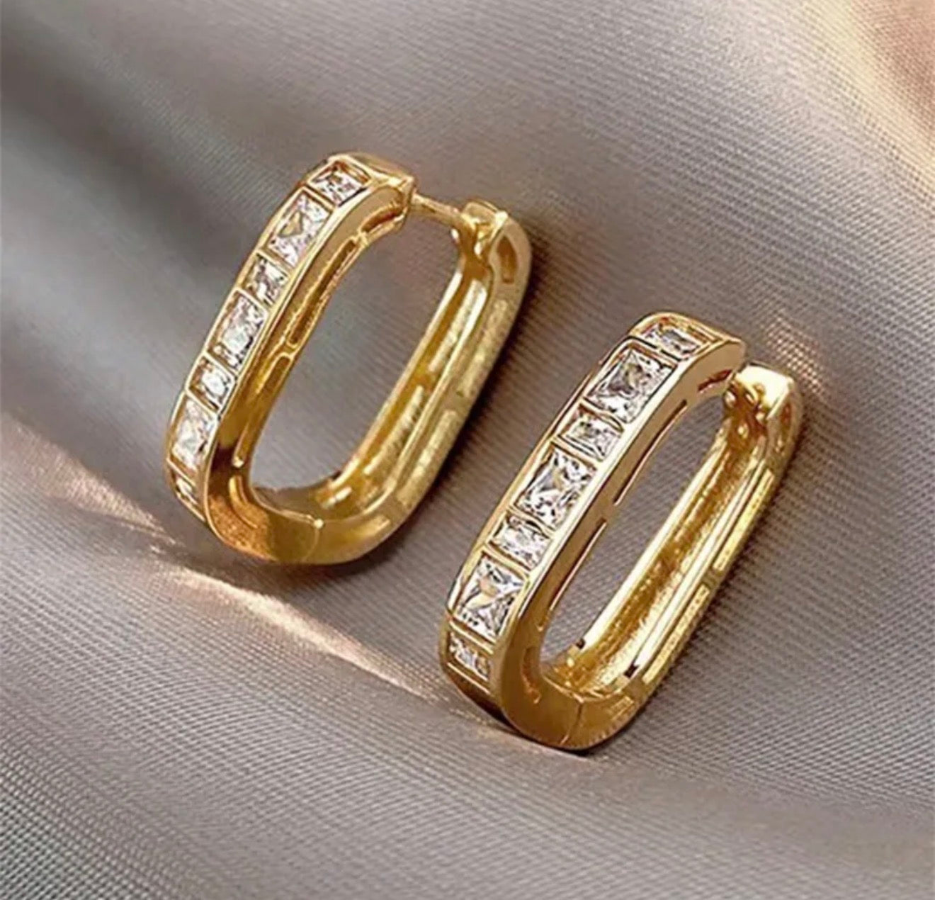 Elegant simple style daily wear sober earrings 18k gold plated stainless