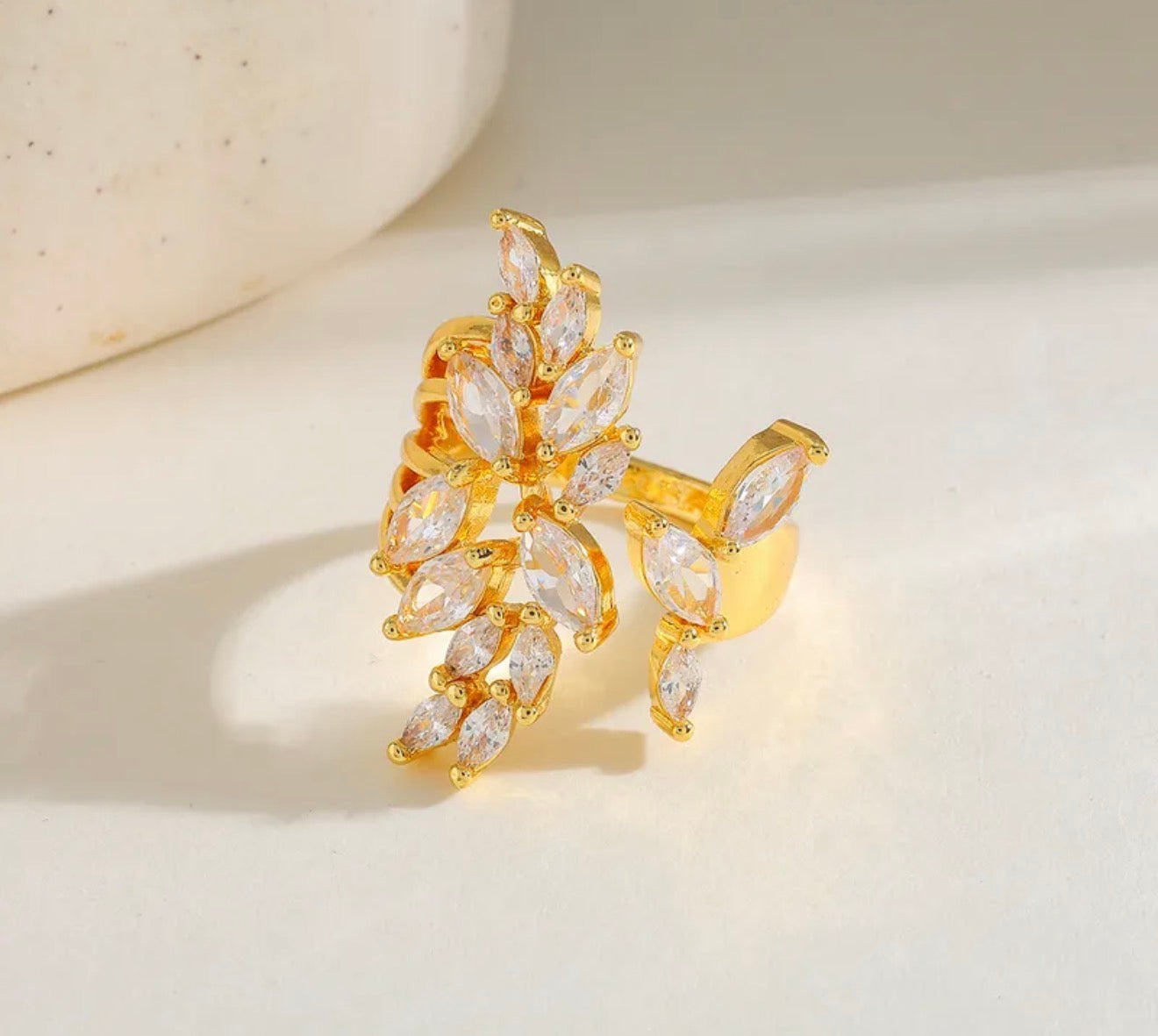 Luxe Nature Inspired Ring 304 stainless steel 18k gold plated