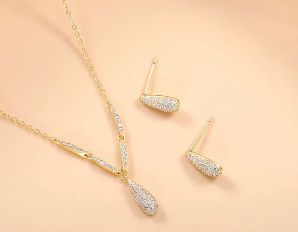 Diamond Drop Set ✨18k gold plated stainless