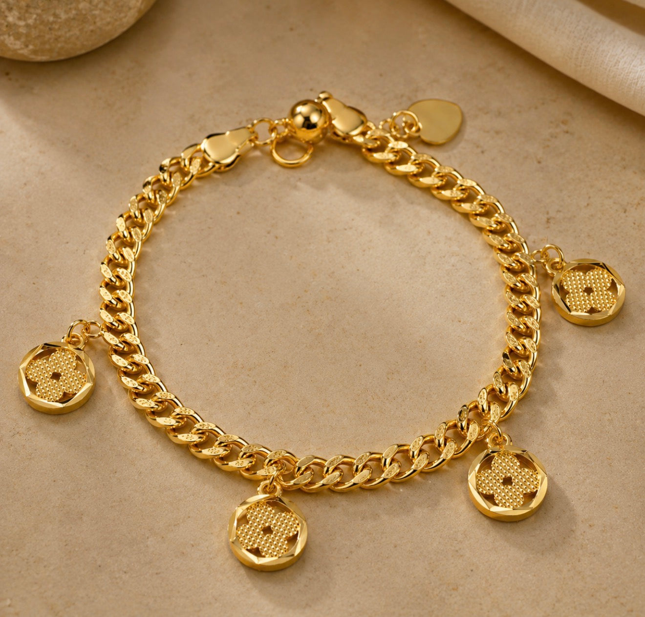 Luxury Gold Charm Chain Bracelet ✨316L stainless steel 18k gold plated