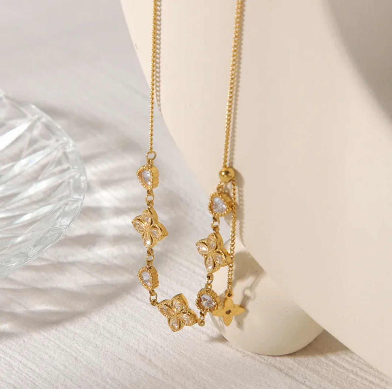 Causal commute flower 304 stainless steel 18k gold plated necklace