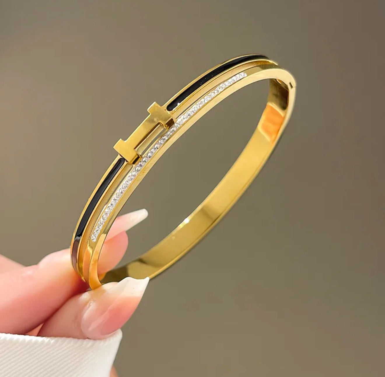 Black & Gold Crystal H Bangle – Timeless Elegance 18k gold plated