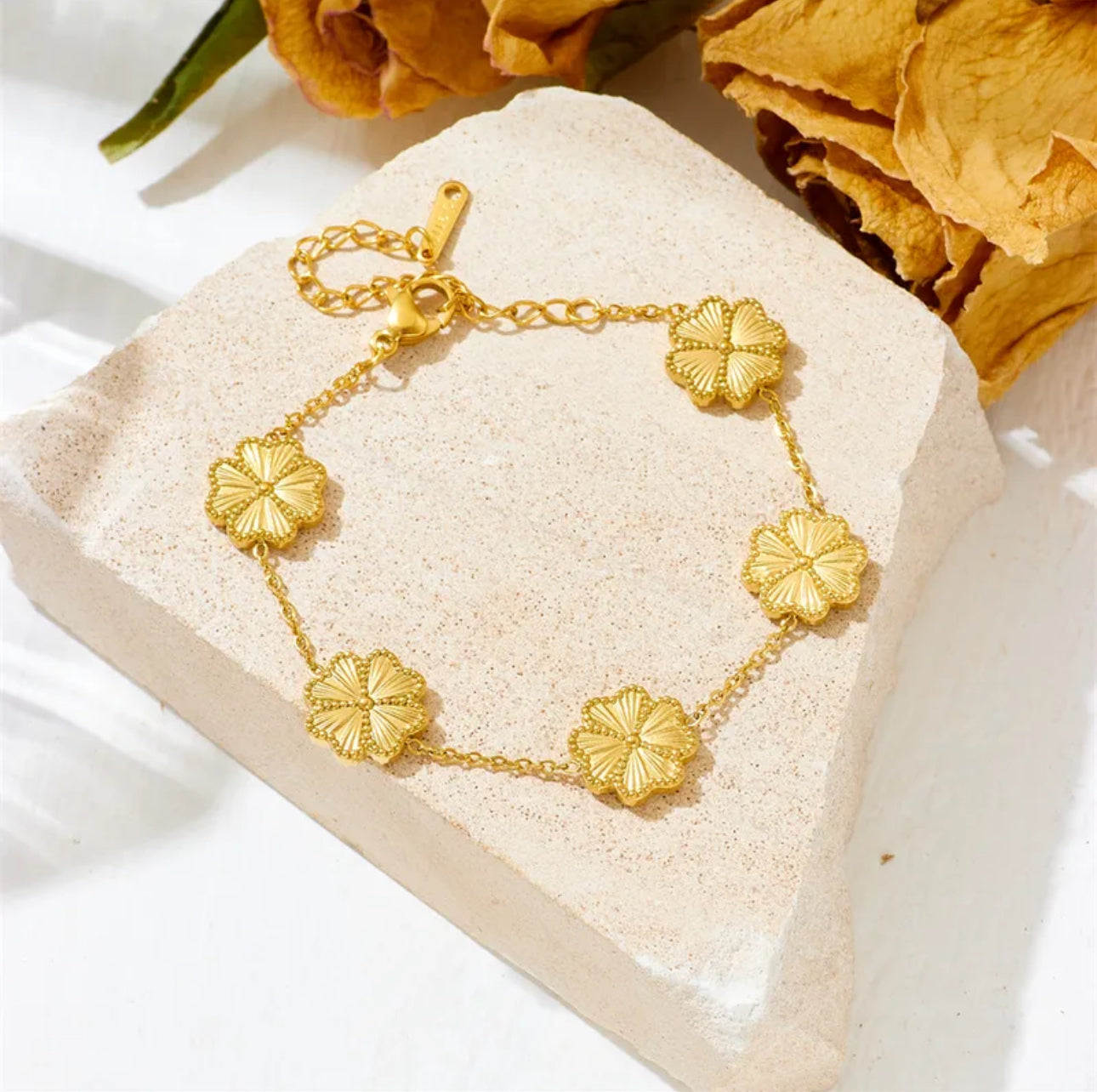 Pvd coated real gold plated 18k gold four clover 304 stainless steel bracelet and necklace set