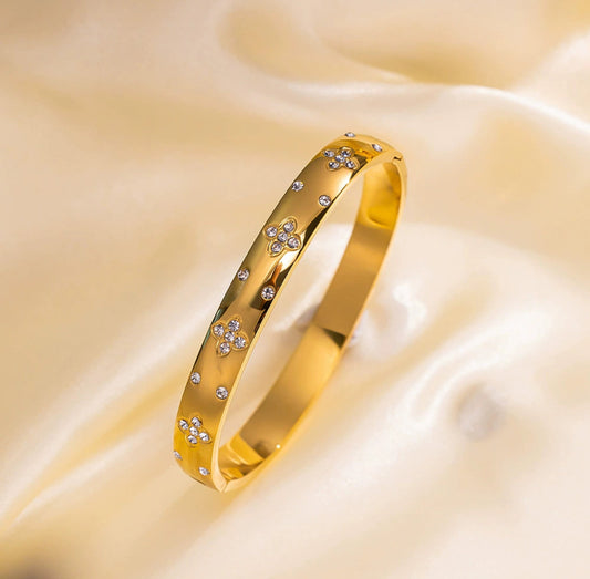 Elegant luxurious style stone flower bracelet 304 stainless steel 18k gold plated