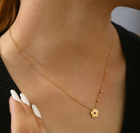 Tiny Flower Glow Necklace 304 stainless steel 18k gold plated