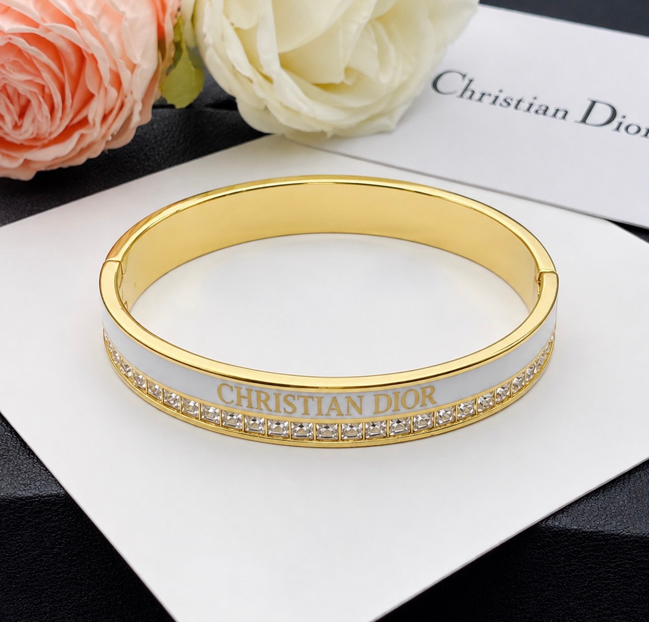 Christian Dior Crystal Gold Bangle ✨316L stainless steel in perium quality