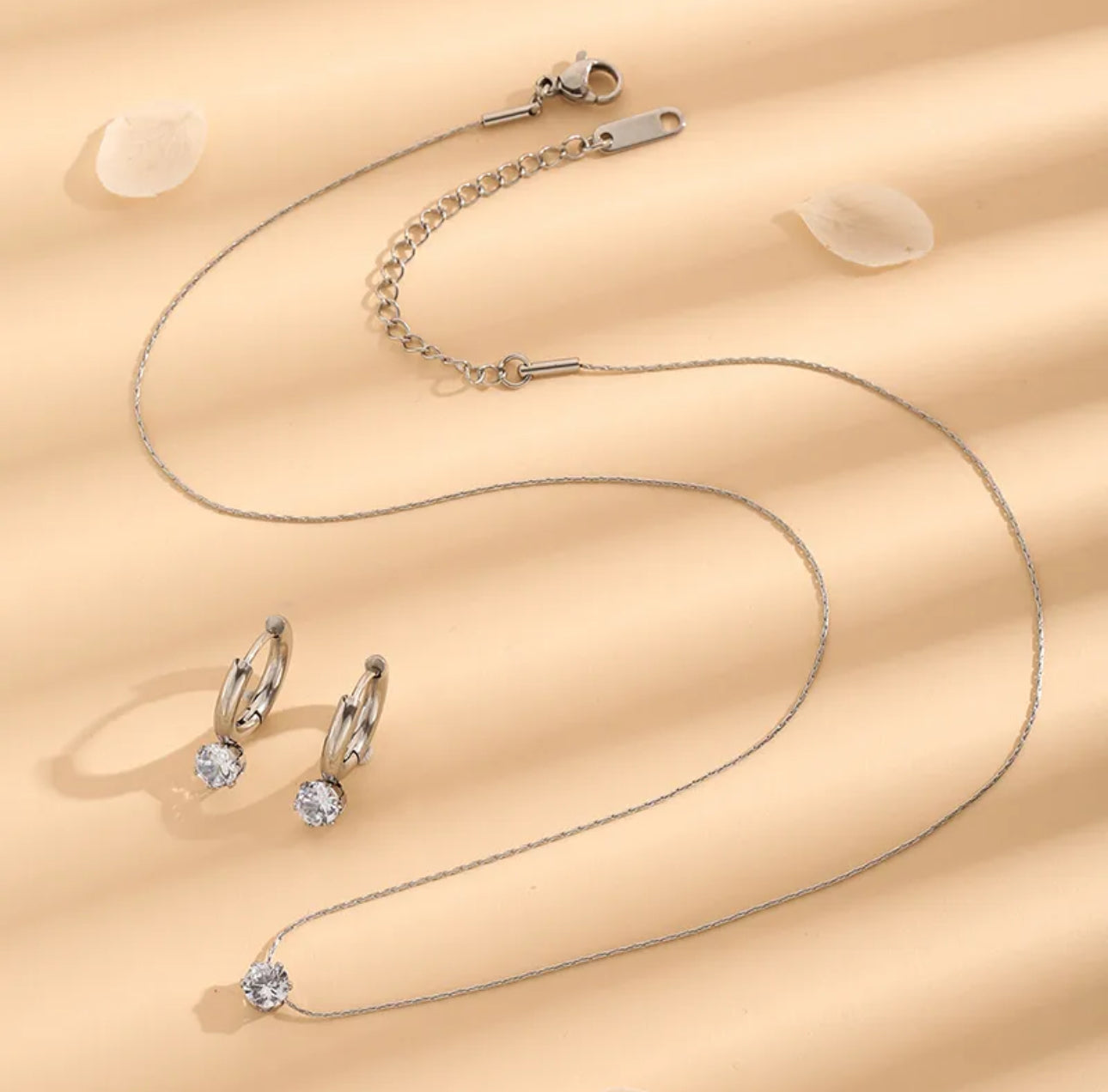 Simple style silver necklace and earrings