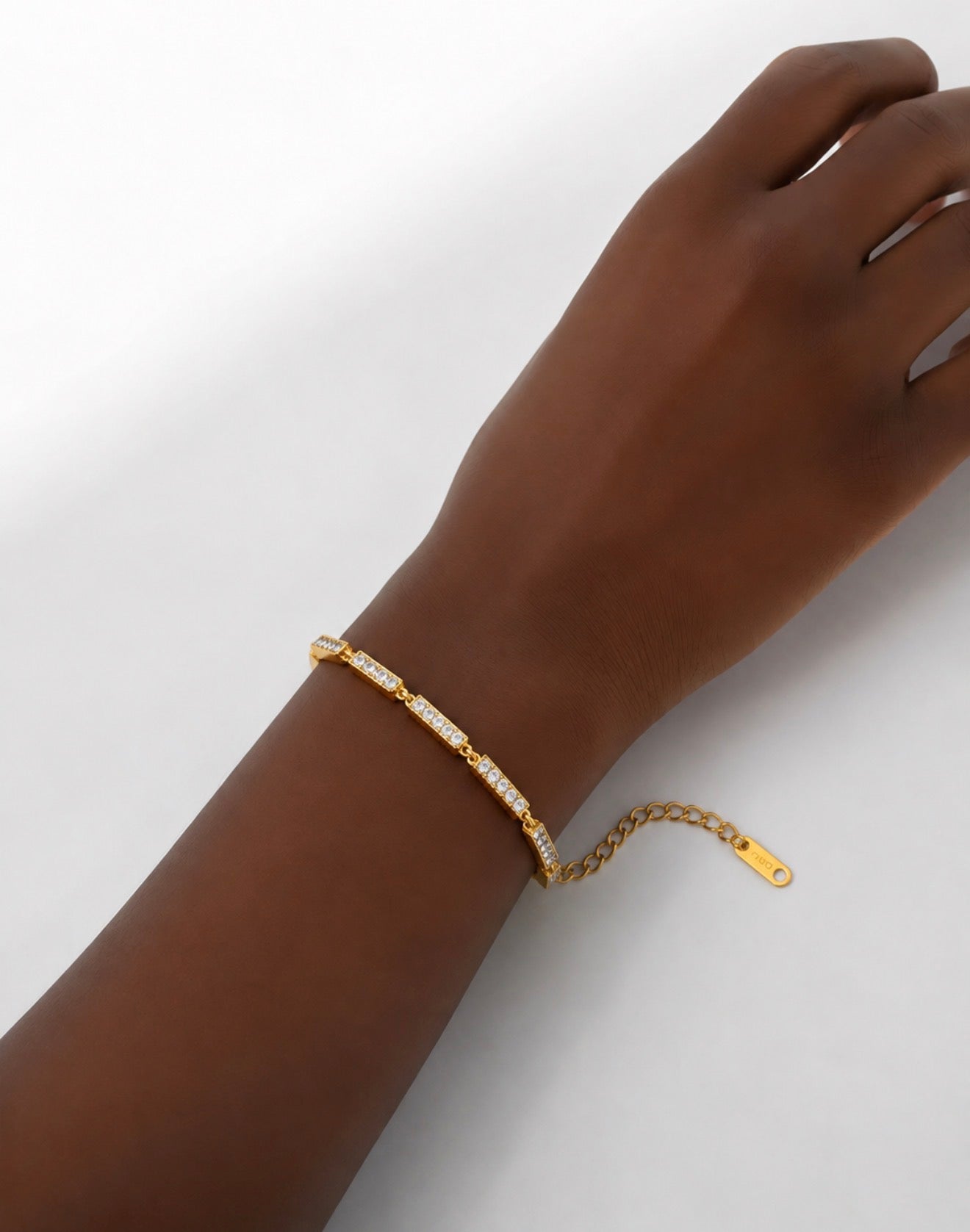 Crystal Link Gold Bracelet minimal look 18 k gold plated stainless