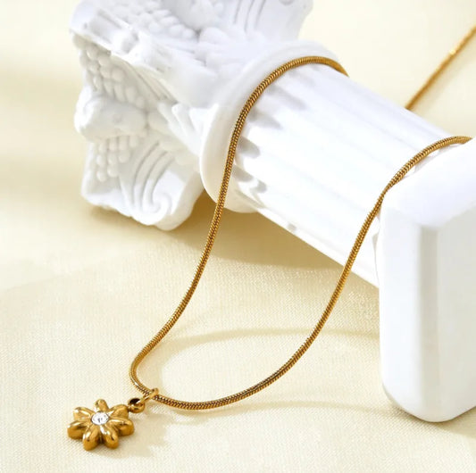 Cute little flower chain 304 stainless steel 18k gold plated