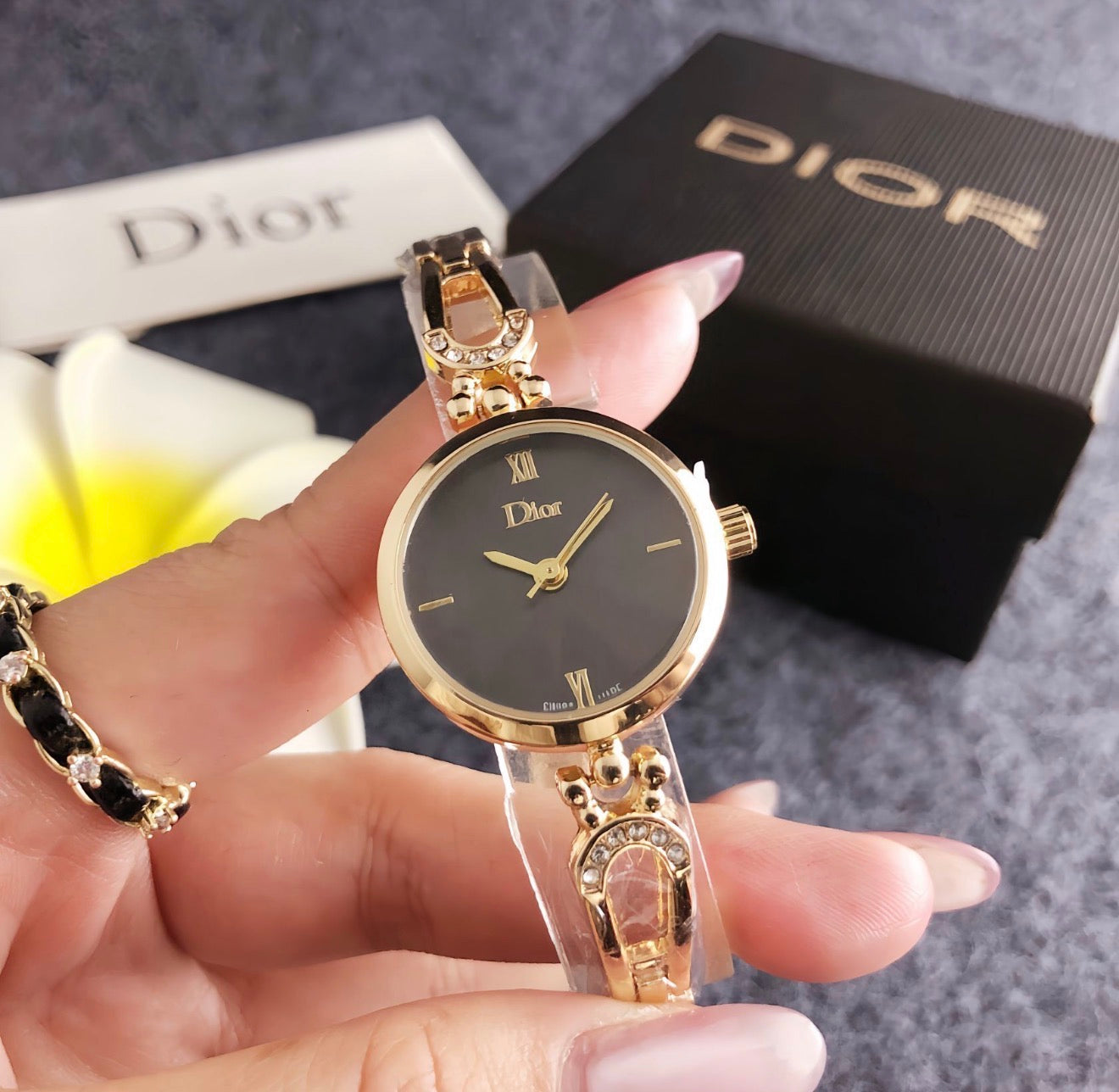 Dior Noir Luxe Timepiece in perium quality stainless waterproof