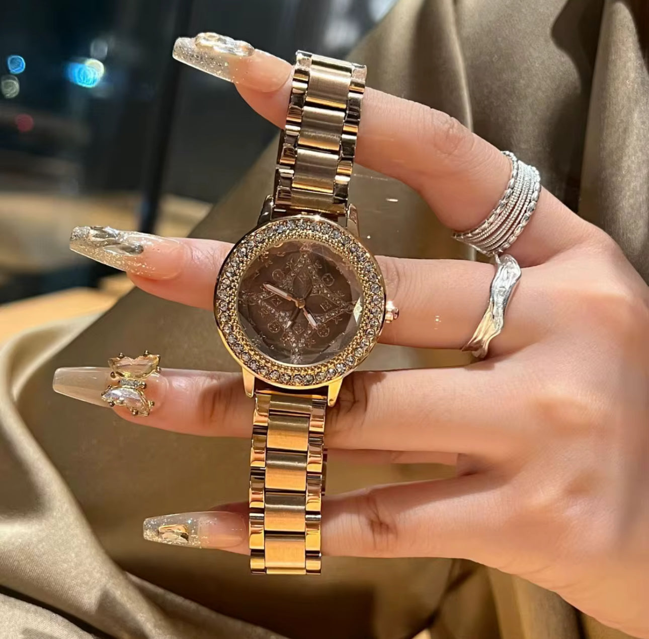 Premium Louis vuitton watch in higher quality stainless steel waterproof