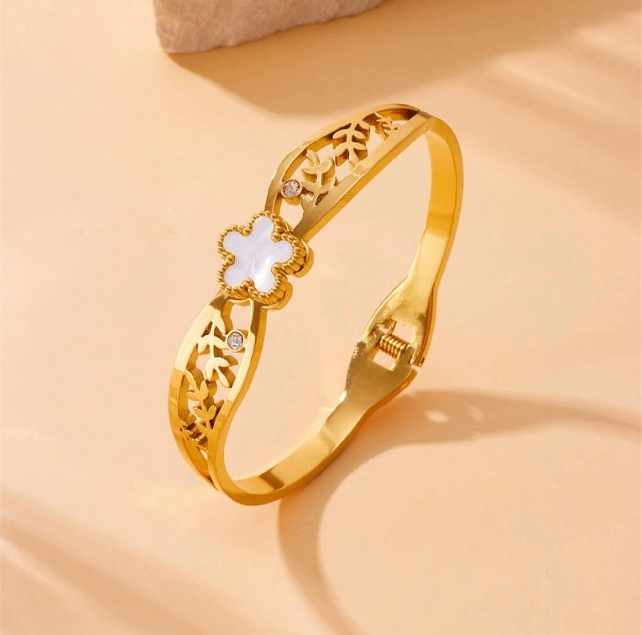 Royal Clover Cutwork Kada stainless 18k gold plated