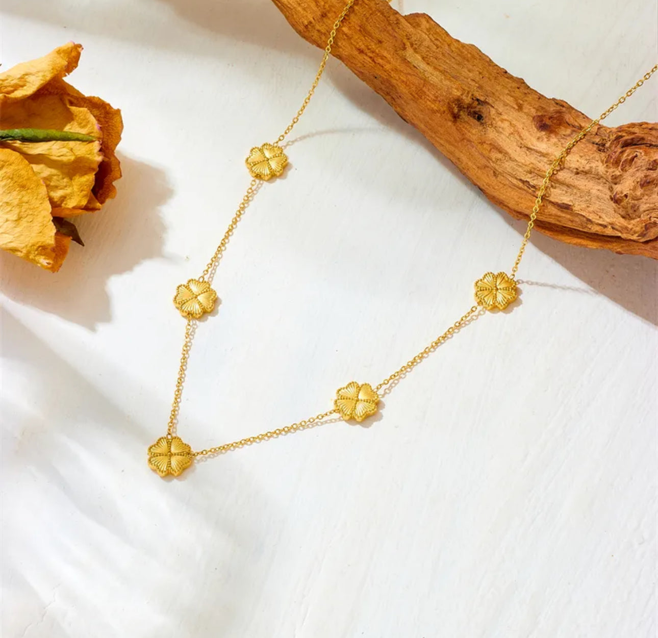 Pvd coated real gold plated 18k gold four clover 304 stainless steel bracelet and necklace set