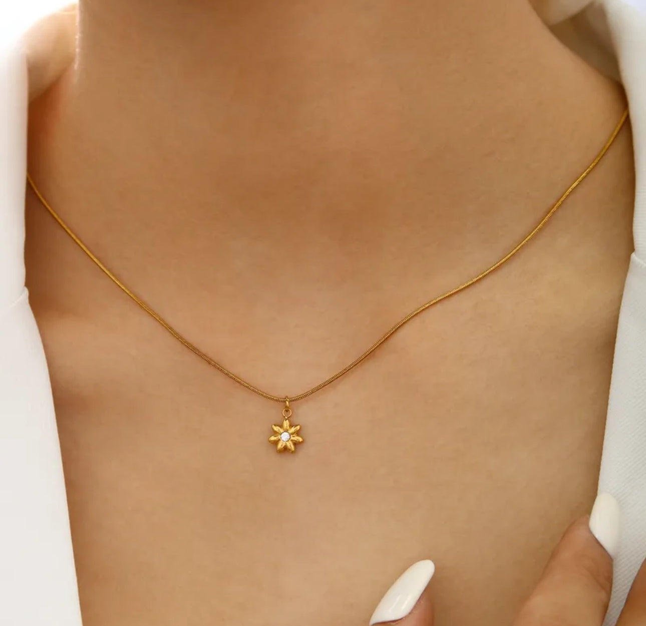 Cute little flower chain 304 stainless steel 18k gold plated