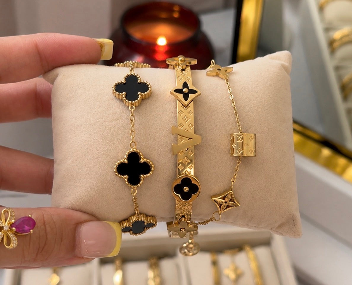 LV Black Clover Gold Bracelet Stack ✨🖤316L stainless in premium quality