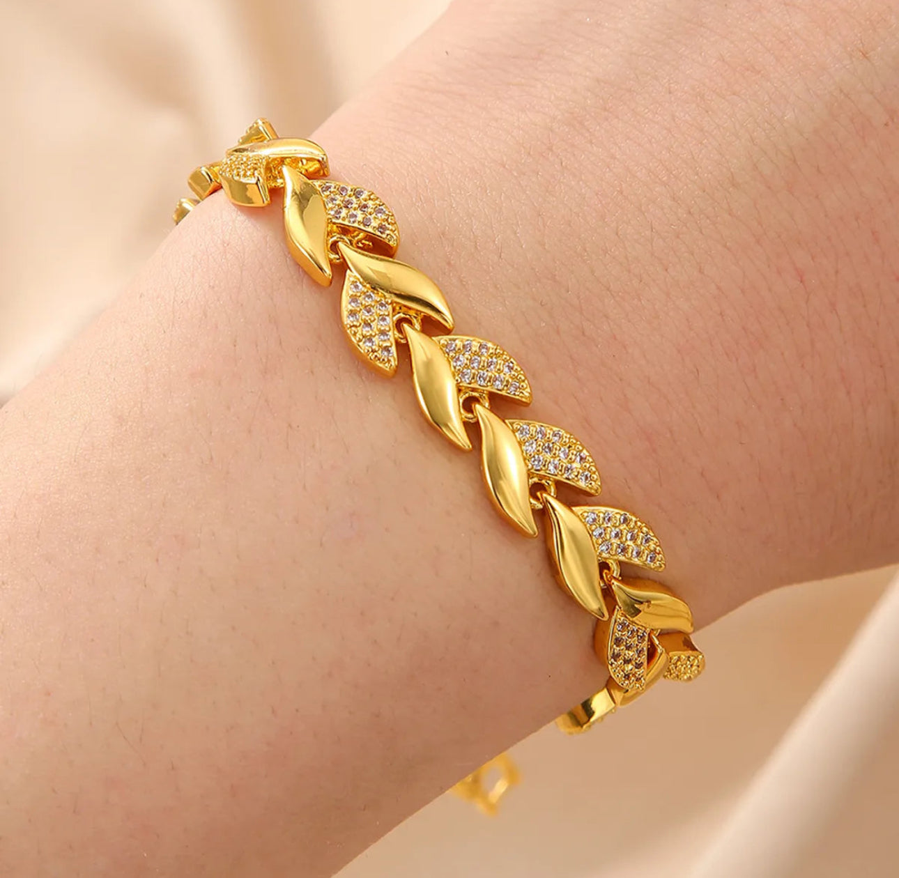 Luxurious style stainless steel bracelet (two)
