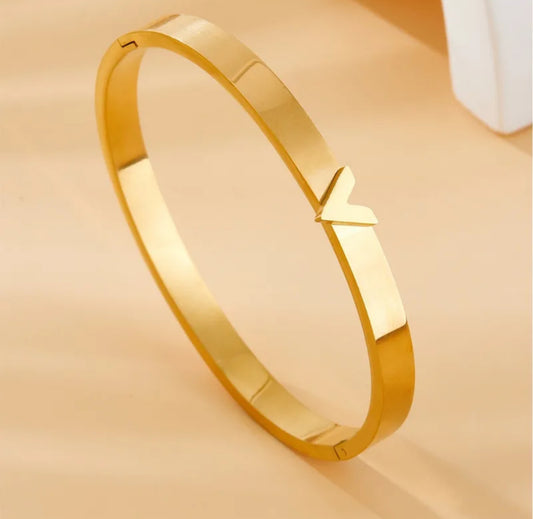 Luxurious Lv bracelet 304 stainless steel 18k gold plated