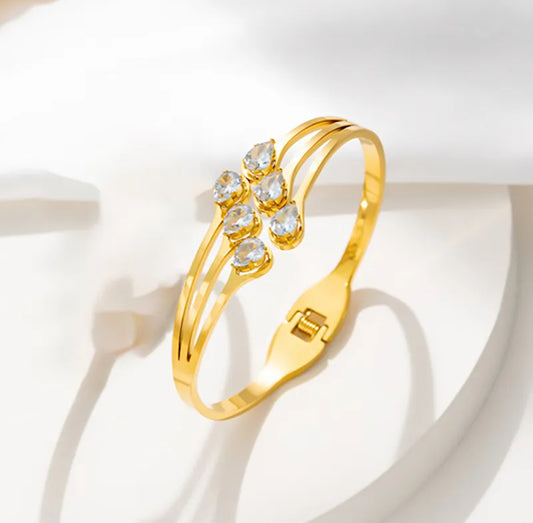 Stylish wear bracelet 304 stainless steel 18k gold plated