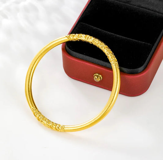 Golden detailing elegant bangle 304 stainless steel 18k gold plated