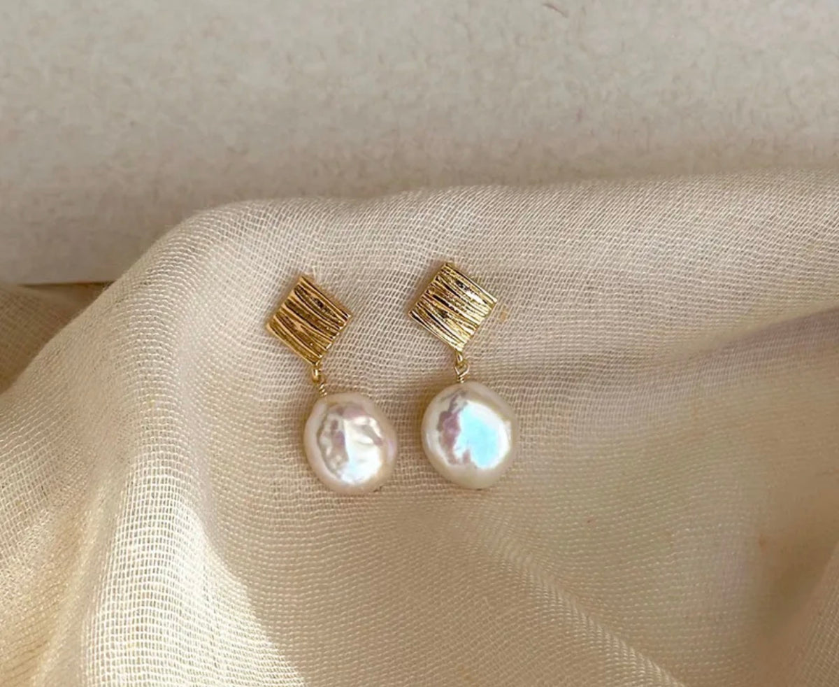 Real Stone Pearl Drop Earrings ✨ in perium quilty