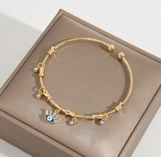 Minimalist Evil Eye Charm Bracelet 18k gold plated stainless