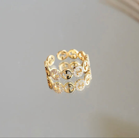 Gucci style unique ring