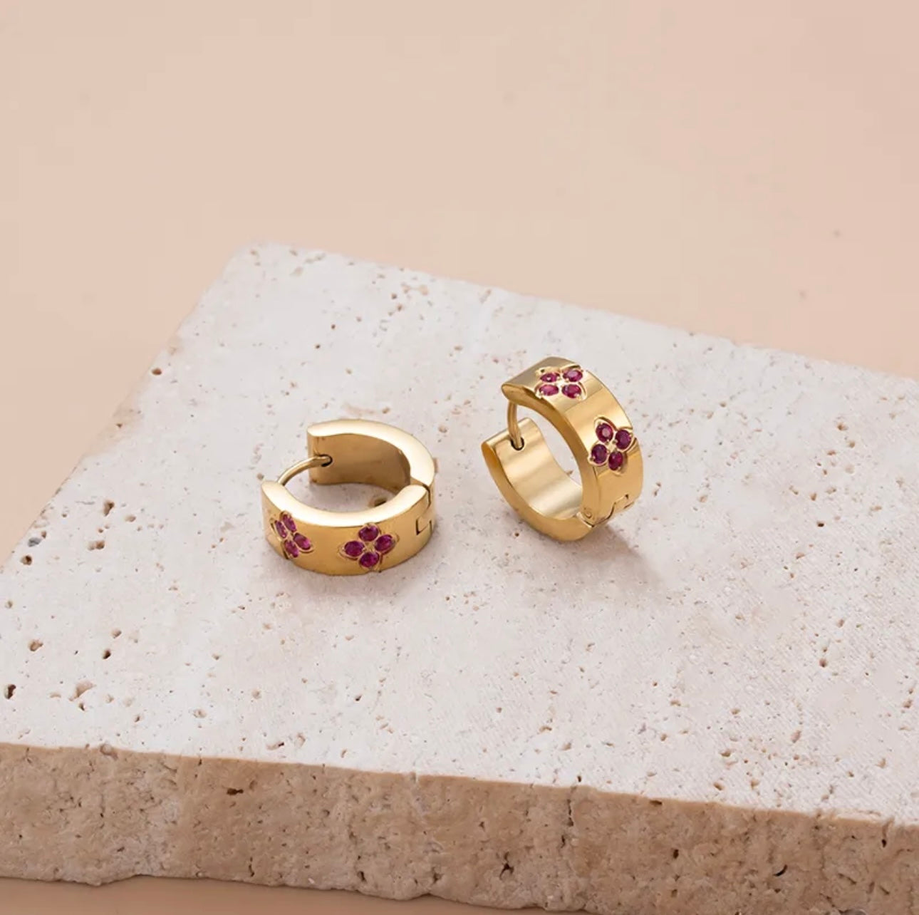 Glam round pink flowers earings