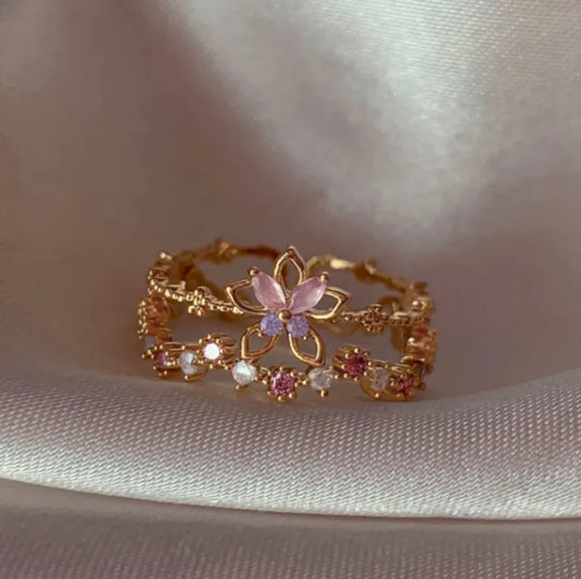 Elegant sweet flower ring