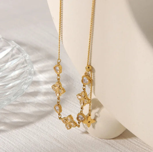 Causal commute flower 304 stainless steel 18k gold plated necklace