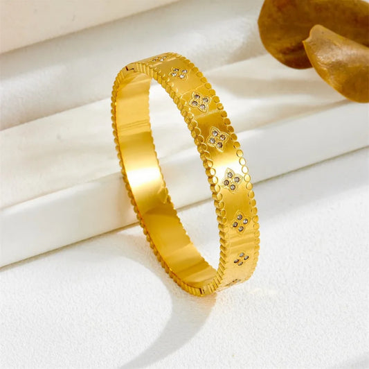 Gold Plated Textured Bangle with Crystal Floral 304 stainless steel 18k gold plated