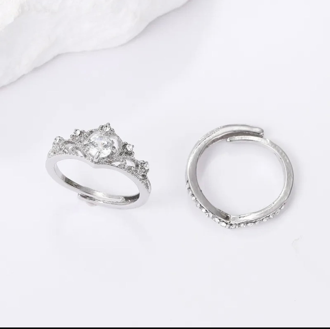 Royal style gorgeous double ring
