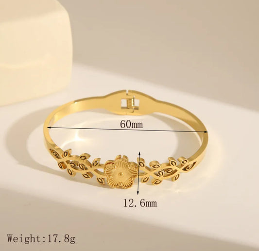 Sunlit Bloom Bracelet stainless steel 18k gold plated