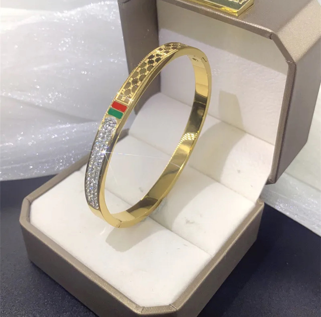 Gucci classic stainless steel 18k gold plated bracelet