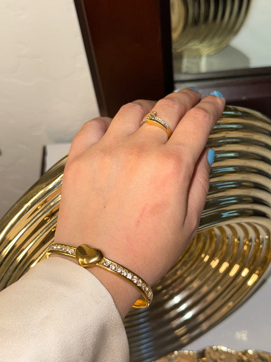 Golden Heart Glow